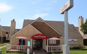 Hawthorn Suites by Wyndham Wichita East